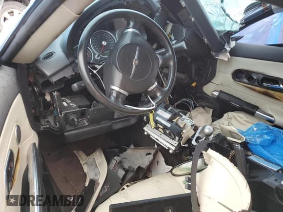 ✅ 2005 Chrysler Crossfire Limited • VIN: 1C3AN65L25X048761 • Lot: 70458634. Listed on Copart with Not provided. Free auction sales archive from the USA and detailed vehicle history report at DreamBid. Image 8.