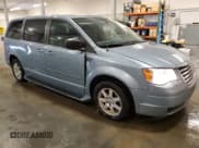 ✅ 2010 Chrysler Town & Country LX • VIN: 2A4RR2D16AR330223 • Lot: 65632355. Wystawiony na Copart z przebiegiem 95 074 mil. Bezpłatny archiwum sprzedaży aukcyjnych z USA i szczegółowy raport historii pojazdu na DreamBid. Zdjęcie 4.