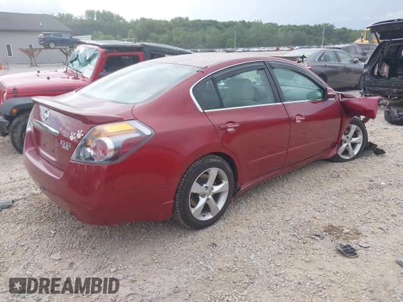 ✅ 2007 Nissan Altima SL • VIN: 1N4BL21E87N419612 • Lot: 42758776. Listed on IAAI with 153,351 mi. Free auction sales archive from the USA and detailed vehicle history report at DreamBid. Image 4.