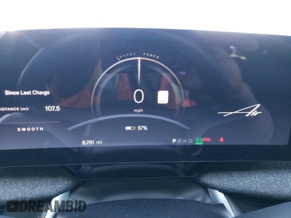 ✅ 2023 Lucid Air Pure • VIN: 50EA1PFA2PA007509 • Lot: 72772284. Wystawiony na Copart z przebiegiem 8 761 mil. Bezpłatny archiwum sprzedaży aukcyjnych z USA i szczegółowy raport historii pojazdu na DreamBid. Zdjęcie 9.