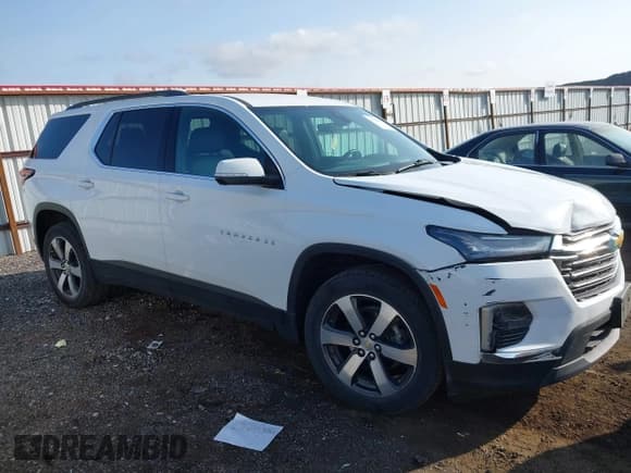✅ 2022 Chevrolet Traverse LT • VIN: 1GNERHKW1NJ126565 • Лот: 43231859. Опубликован ранее на IAAI с пробегом 55 091 миль. Бесплатный доступ к архиву аукционных продаж из США и подробный отчёт об истории автомобиля на DreamBid. Изображение 1.