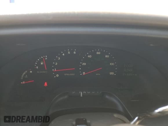 ✅ 2002 Lincoln Continental • VIN: 1LNHM97V32Y647800 • Lot: 75240874. Listed on Copart with 71,689 mi. Free auction sales archive from the USA and detailed vehicle history report at DreamBid. Image 9.