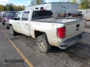 ✅ 2014 Chevrolet Silverado 1500 LT • VIN: 3GCUKREC6EG475836 • Lot: 43523930. Wystawiony na IAAI z przebiegiem 238 362 mil. Bezpłatny archiwum sprzedaży aukcyjnych z USA i szczegółowy raport historii pojazdu na DreamBid. Zdjęcie 3.