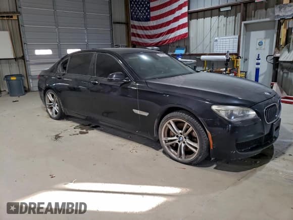 ✅ 2014 BMW 7 Series ALPINA B7 • VIN: WBAYE8C56ED135698 • Lot: 94158645. Listed on Copart with 121,584 mi. Free auction sales archive from the USA and detailed vehicle history report at DreamBid. Image 4.