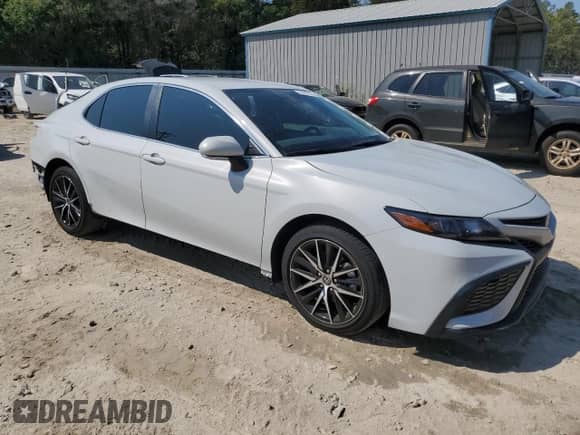 2023 Toyota Camry SE Nightshade с VIN 4T1T11AK2PU175980, выставлен на аукционе Copart как лот 81013745 с пробегом 22 900 миль миль и Списание • Salvage title. История ставок и продаж доступна на DreamBid. Изображение 4.