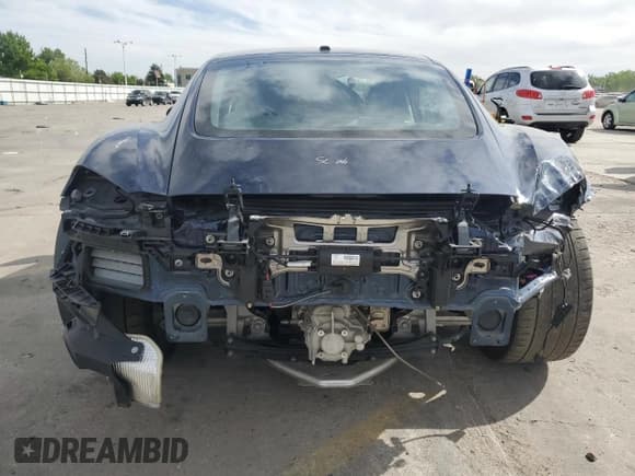 ✅ 2019 Porsche 718 Cayman S • VIN: WP0AB2A82KS279067 • Lot: 56923935. Listed on Copart with 39,425 mi. Free auction sales archive from the USA and detailed vehicle history report at DreamBid. Image 6.