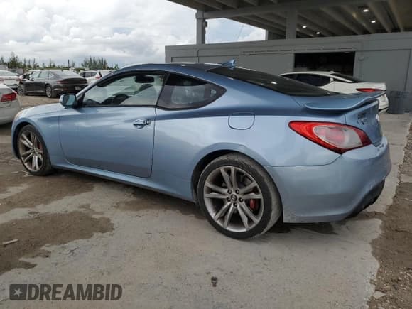 ✅ 2010 Hyundai Genesis Coupe Grand Touring • VIN: KMHHU6KH2AU020592 • Lot: 71798105. Listed on Copart with 55,299 mi. Free auction sales archive from the USA and detailed vehicle history report at DreamBid. Image 2.