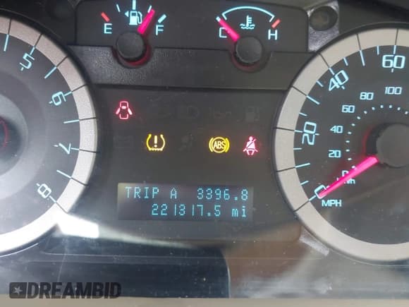 ✅ 2011 Ford Escape Limited • VIN: 1FMCU0E71BKB39130 • Lot: 41283026. Wystawiony na IAAI z przebiegiem 221 317 mil. Bezpłatny archiwum sprzedaży aukcyjnych z USA i szczegółowy raport historii pojazdu na DreamBid. Zdjęcie 15.