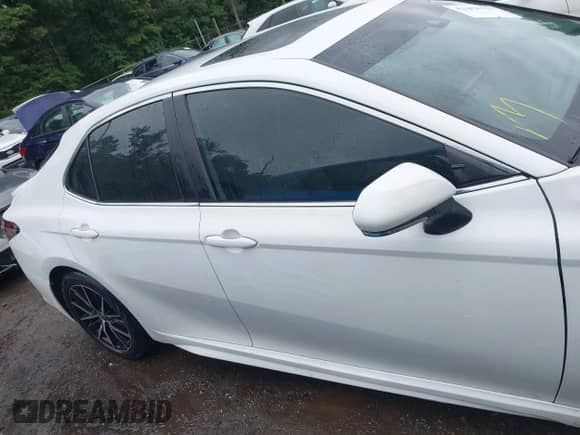 2021 Toyota Camry SE с VIN 4T1T11BK6MU031374, выставлен на аукционе IAAI как лот 42458111 с пробегом 114 186 миль миль и . История ставок и продаж доступна на DreamBid. Изображение 13.