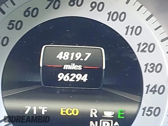 ✅ 2013 Mercedes-Benz GLK 350 • VIN: WDCGG8JB2DG041715 • Lot: 41748511. Wystawiony na IAAI z przebiegiem 96 294 mil. Bezpłatny archiwum sprzedaży aukcyjnych z USA i szczegółowy raport historii pojazdu na DreamBid. Zdjęcie 15.