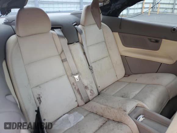 ✅ 2008 Volvo C70 • VIN: YV1MC67238J050443 • Lot: 91498375. Wystawiony na Copart z przebiegiem Nie podano. Bezpłatny archiwum sprzedaży aukcyjnych z USA i szczegółowy raport historii pojazdu na DreamBid. Zdjęcie 10.