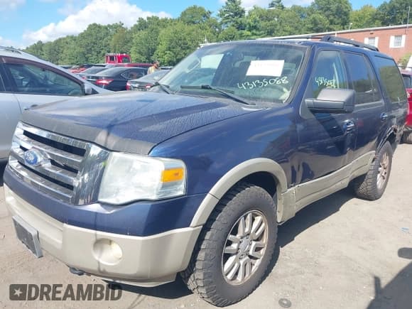 ✅ 2009 Ford Expedition Eddie Bauer • VIN: 1FMFU18599EB06950 • Lot: 43135088. Wystawiony na IAAI z przebiegiem 220 710 mil. Bezpłatny archiwum sprzedaży aukcyjnych z USA i szczegółowy raport historii pojazdu na DreamBid. Zdjęcie 2.