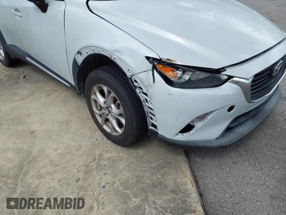 ✅ 2018 Mazda CX-3 Sport • VIN: JM1DKDB77J1322532 • Lot: 42693685. Wystawiony na IAAI z przebiegiem 69 009 mil. Bezpłatny archiwum sprzedaży aukcyjnych z USA i szczegółowy raport historii pojazdu na DreamBid. Zdjęcie 6.