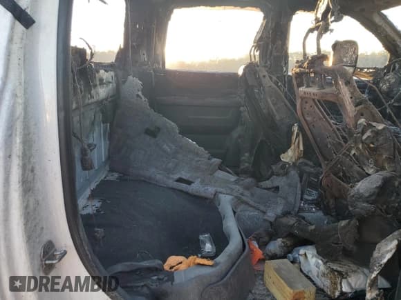 ✅ 2021 Ram 2500 Tradesman • VIN: 3C6UR4HJ3MG651918 • Lot: 46206985. Wystawiony na Copart z przebiegiem Nie podano. Bezpłatny archiwum sprzedaży aukcyjnych z USA i szczegółowy raport historii pojazdu na DreamBid. Zdjęcie 10.