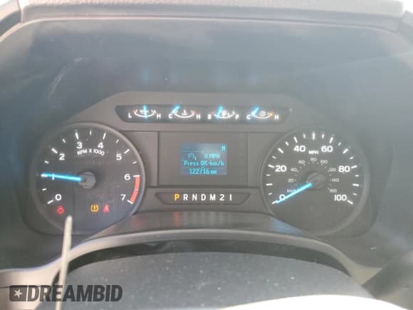 ✅ 2017 Ford F-350 • VIN: 1FTRF3C67HEE07061 • Lot: 46672235. Listed on Copart with 122,716 mi. Free auction sales archive from the USA and detailed vehicle history report at DreamBid. Image 9.