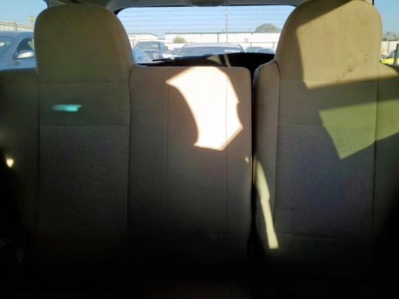 ✅ 2016 Jeep Patriot Latitude • VIN: 1C4NJPFA6GD682056 • Lot: 91653785. Listed on Copart with 126,625 mi. Free auction sales archive from the USA and detailed vehicle history report at DreamBid. Image 10.