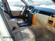 ✅ 2008 Land Rover LR3 HSE • VIN: SALAG25468A455005 • Lot: 41785847. Wystawiony na IAAI z przebiegiem 220 740 mil. Bezpłatny archiwum sprzedaży aukcyjnych z USA i szczegółowy raport historii pojazdu na DreamBid. Zdjęcie 5.