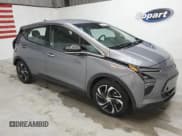 ✅ 2023 Chevrolet Bolt EV 2LT • VIN: 1G1FX6S04P4175126 • Lot: 66953294. Wystawiony na Copart z przebiegiem 84 409 mil. Bezpłatny archiwum sprzedaży aukcyjnych z USA i szczegółowy raport historii pojazdu na DreamBid. Zdjęcie 4.