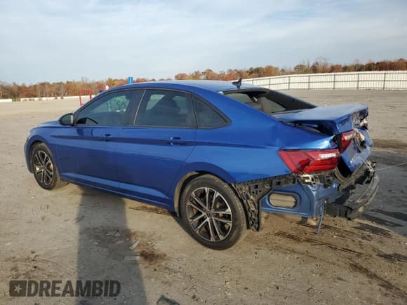 ✅ 2022 Volkswagen Jetta Sport • VIN: 3VWBM7BU3NM033758 • Lot: 91263485. Listed on Copart with 106,284 mi. Free auction sales archive from the USA and detailed vehicle history report at DreamBid. Image 2.
