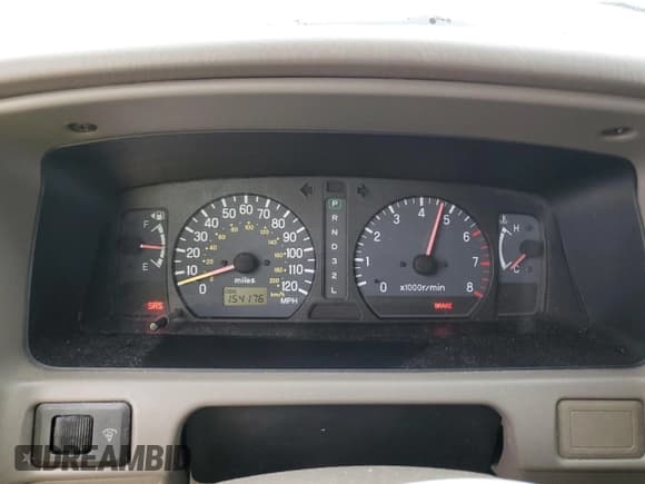 ✅ 2000 Mitsubishi Montero Sport LS • VIN: JA4LS31H3YP019989 • Lot: 82031914. Wystawiony na Copart z przebiegiem 154 176 mil. Bezpłatny archiwum sprzedaży aukcyjnych z USA i szczegółowy raport historii pojazdu na DreamBid. Zdjęcie 9.