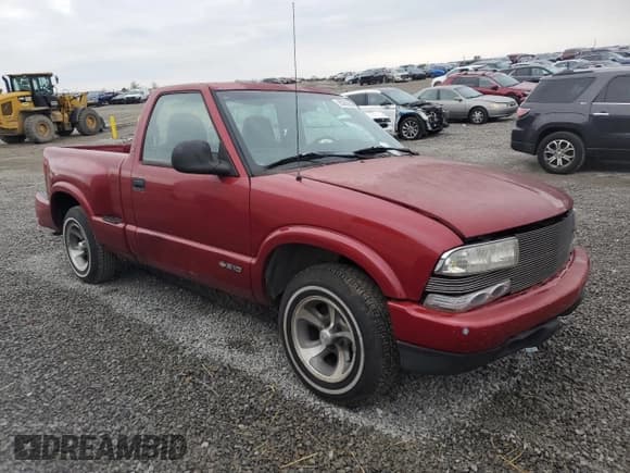 ✅ 1998 Chevrolet S-10 LS • VIN: 1GCCS1449W8119105 • Лот: 85256604. Опубликован ранее на Copart с пробегом 247 411 миль. Бесплатный доступ к архиву аукционных продаж из США и подробный отчёт об истории автомобиля на DreamBid. Изображение 4.