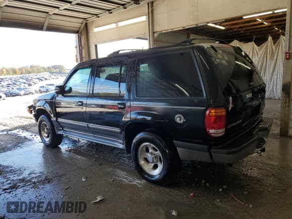 ✅ 1998 Ford Explorer XL • VIN: 1FMZU34E1WUA63589 • Lot: 85954165. Wystawiony na Copart z przebiegiem 160 166 mil. Bezpłatny archiwum sprzedaży aukcyjnych z USA i szczegółowy raport historii pojazdu na DreamBid. Zdjęcie 2.