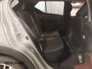 ✅ 2021 Nissan Kicks SR • VIN: 3N1CP5DV6ML474798 • Lot: 42709105. Wystawiony na IAAI z przebiegiem 81 765 mil. Bezpłatny archiwum sprzedaży aukcyjnych z USA i szczegółowy raport historii pojazdu na DreamBid. Zdjęcie 8.