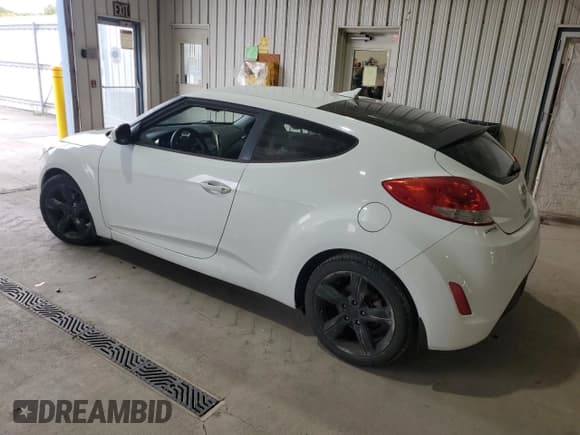 ✅ 2012 Hyundai Veloster w/Red Int • VIN: KMHTC6AD8CU039761 • Lot: 84596195. Listed on Copart with 120,240 mi. Free auction sales archive from the USA and detailed vehicle history report at DreamBid. Image 2.