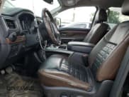 ✅ 2016 Nissan Titan Platinum Reserve • VIN: 1N6BA1F4XGN504958 • Лот: 63560315. Опубликован ранее на Copart с пробегом 181 696 миль. Бесплатный доступ к архиву аукционных продаж из США и подробный отчёт об истории автомобиля на DreamBid. Изображение 7.