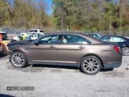 ✅ 2015 Ford Taurus Limited • VIN: 1FAHP2F85FG130921 • Лот: 43514252. Опубликован ранее на IAAI с пробегом 68 678 миль. Бесплатный доступ к архиву аукционных продаж из США и подробный отчёт об истории автомобиля на DreamBid. Изображение 14.