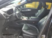 ✅ 2020 Lincoln Nautilus Standard • VIN: 2LMPJ6J93LBL10156 • Lot: 71884355. Wystawiony na Copart z przebiegiem 121 335 mil. Bezpłatny archiwum sprzedaży aukcyjnych z USA i szczegółowy raport historii pojazdu na DreamBid. Zdjęcie 7.