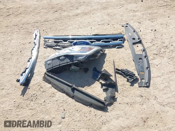 ✅ 2018 Ford Explorer XLT • VIN: 1FM5K7D88JGB30606 • Lot: 43659566. Wystawiony na IAAI z przebiegiem 76 380 mil. Bezpłatny archiwum sprzedaży aukcyjnych z USA i szczegółowy raport historii pojazdu na DreamBid. Zdjęcie 12.