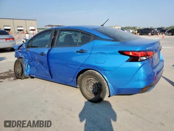 ✅ 2020 Nissan Versa S • VIN: 3N1CN8DV5LL801469 • Lot: 80826375. Listed on Copart with 164,986 mi. Free auction sales archive from the USA and detailed vehicle history report at DreamBid. Image 2.