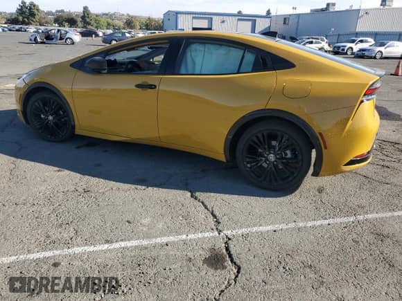 2025 Toyota Prius LE with VIN JTDACAAU5S3054365, listed as a Copart auction lot 81041805 with Not provided miles and Clean title. Bid and sale history available at DreamBid. Image 2.