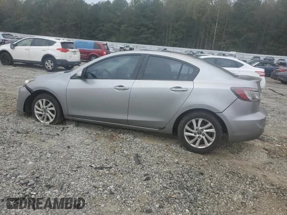 ✅ 2013 Mazda 3 i Grand Touring • VIN: JM1BL1W71D1833753 • Lot: 89473505. Wystawiony na Copart z przebiegiem 130 559 mil. Bezpłatny archiwum sprzedaży aukcyjnych z USA i szczegółowy raport historii pojazdu na DreamBid. Zdjęcie 2.