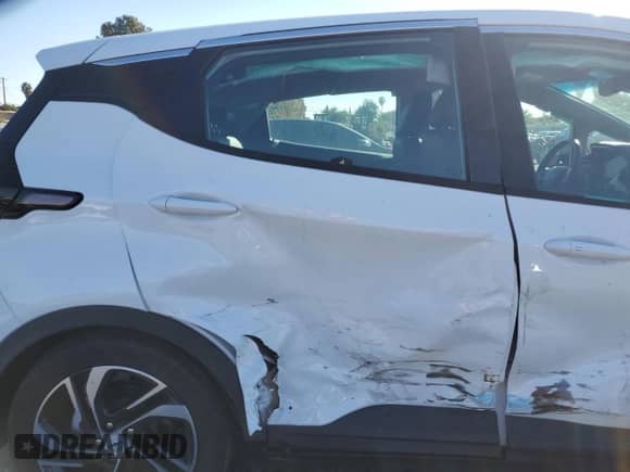 2023 Chevrolet Bolt EV 2LT z VIN 1G1FX6S04P4161503, wystawiony jako Copart lot #37825584 z przebiegiem 3 096 mil mil oraz . Historia ofert i sprzedaży dostępna na DreamBid. Obrazek 11.