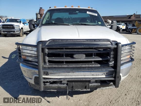 ✅ 2001 Ford F-350 • VIN: 1FDWF36F91ED51169 • Lot: 42299565. Listed on Copart with 309,628 mi. Free auction sales archive from the USA and detailed vehicle history report at DreamBid. Image 5.