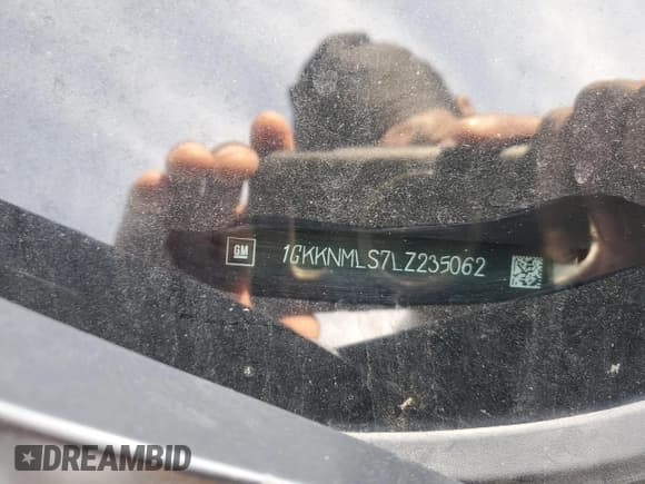 ✅ 2020 GMC Acadia SLT • VIN: 1GKKNMLS7LZ235062 • Lot: 70000585. Listed on Copart with 113,590 mi. Free auction sales archive from the USA and detailed vehicle history report at DreamBid. Image 13.