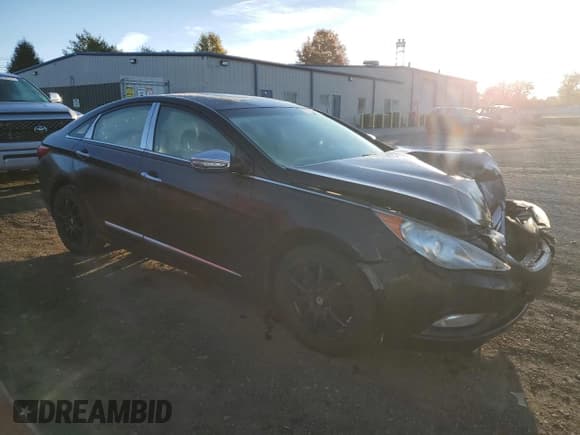 ✅ 2011 Hyundai Sonata Limited • VIN: 5NPEC4AC5BH107676 • Lot: 87477505. Wystawiony na Copart z przebiegiem 132 511 mil. Bezpłatny archiwum sprzedaży aukcyjnych z USA i szczegółowy raport historii pojazdu na DreamBid. Zdjęcie 4.