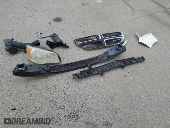 ✅ 2011 Dodge Grand Caravan Express • VIN: 2D4RN4DG3BR737275 • Lot: 86267935. Wystawiony na Copart z przebiegiem 239 166 mil. Bezpłatny archiwum sprzedaży aukcyjnych z USA i szczegółowy raport historii pojazdu na DreamBid. Zdjęcie 13.