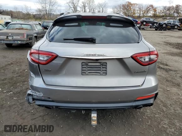 ✅ 2020 Maserati Levante S • VIN: ZN661YUSXLX350246 • Lot: 90857125. Listed on Copart with 54,285 mi. Free auction sales archive from the USA and detailed vehicle history report at DreamBid. Image 6.