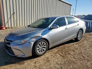 2015 Toyota Camry LE with VIN 4T4BF1FK4FR467561, listed as a Copart auction lot 90633485 with 183,799 mi miles and Clean title. Bid and sale history available at DreamBid. Image 1.