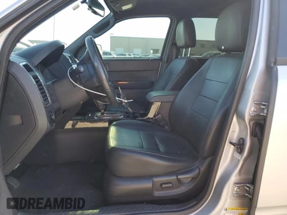 ✅ 2011 Ford Escape Limited • VIN: 1FMCU0E70BKC08941 • Lot: 87011685. Wystawiony na Copart z przebiegiem 97 767 mil. Bezpłatny archiwum sprzedaży aukcyjnych z USA i szczegółowy raport historii pojazdu na DreamBid. Zdjęcie 7.