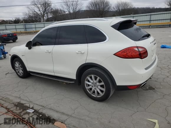 ✅ 2011 Porsche Cayenne S Hybrid • VIN: WP1AE2A28BLA92346 • Lot: 87736165. Wystawiony na Copart z przebiegiem 101 130 mil. Bezpłatny archiwum sprzedaży aukcyjnych z USA i szczegółowy raport historii pojazdu na DreamBid. Zdjęcie 2.