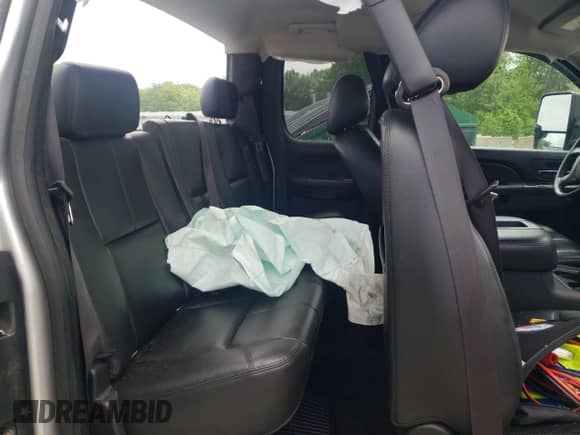 2012 Chevrolet Silverado 1500 LTZ z VIN 1GCRKTE72CZ188061, wystawiony jako Copart lot #59792885 z przebiegiem 82 540 mil mil oraz Czysty tytuł • Clean title. Historia ofert i sprzedaży dostępna na DreamBid. Obrazek 10.