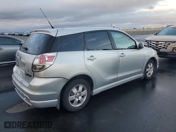✅ 2005 Toyota Matrix XR • VIN: 2T1LR30E05C390613 • Lot: 91686875. Listed on Copart with 124,168 mi. Free auction sales archive from the USA and detailed vehicle history report at DreamBid. Image 3.