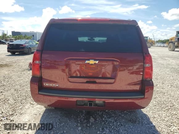 ✅ 2019 Chevrolet Tahoe LS • VIN: 1GNSCAKC0KR158793 • Lot: 68910685. Wystawiony na Copart z przebiegiem 93 292 mil. Bezpłatny archiwum sprzedaży aukcyjnych z USA i szczegółowy raport historii pojazdu na DreamBid. Zdjęcie 6.