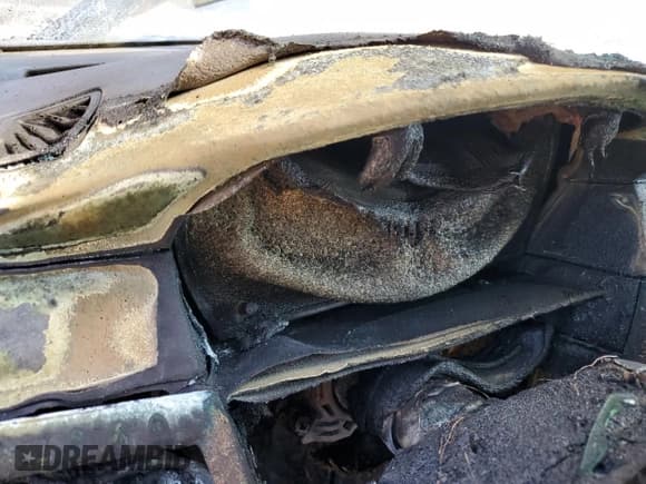 ✅ 2007 BMW 5 Series 530xi • VIN: WBANF73557CU24493 • Лот: 47862805. Опубликован ранее на Copart с пробегом Не указан. Бесплатный доступ к архиву аукционных продаж из США и подробный отчёт об истории автомобиля на DreamBid. Изображение 9.