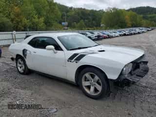 2011 Dodge Challenger R/T z VIN 2B3CJ5DTXBH574956, wystawiony jako Copart lot #72314224 z przebiegiem 58 054 mil mil oraz Szkoda całkowita • Salvage title. Historia ofert i sprzedaży dostępna na DreamBid. Obrazek 4.