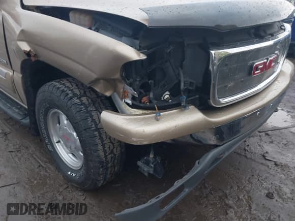 ✅ 2000 GMC Yukon SLT • VIN: 1GKEK13T6YJ196371 • Lot: 41683393. Listed on IAAI with 57,125 mi. Free auction sales archive from the USA and detailed vehicle history report at DreamBid. Image 6.